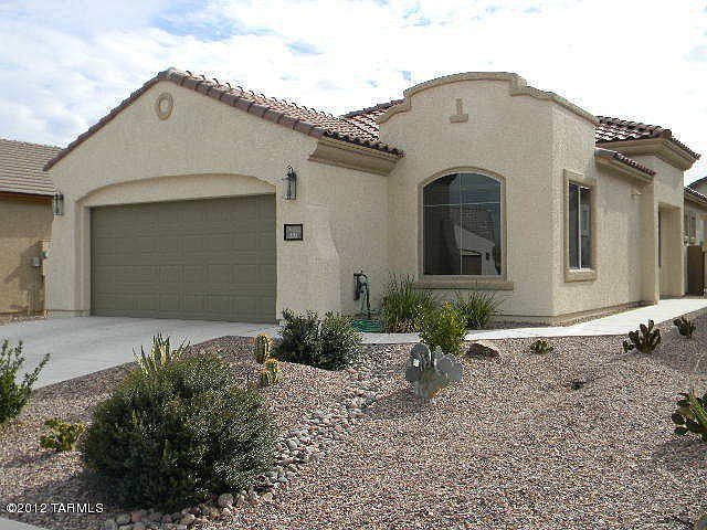 1st image of 203 W Moncayo