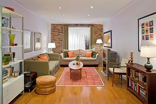 Rented by Douglas Elliman | media 20