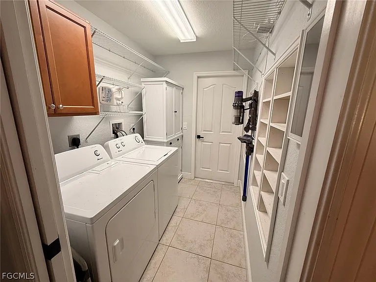 3195 Mayflower Ter — Photo 18