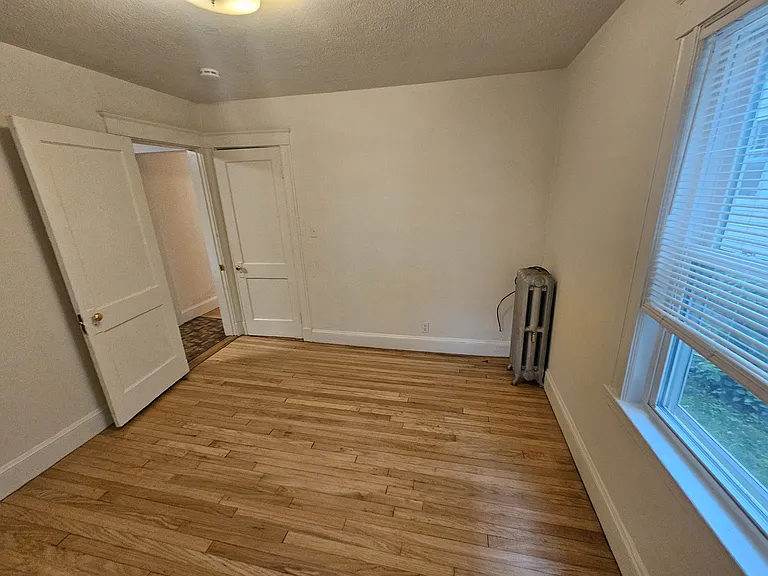 63 Euston Rd #36 — Photo 9
