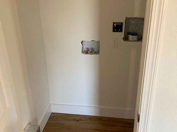 5th image of 2336 Stonewall St