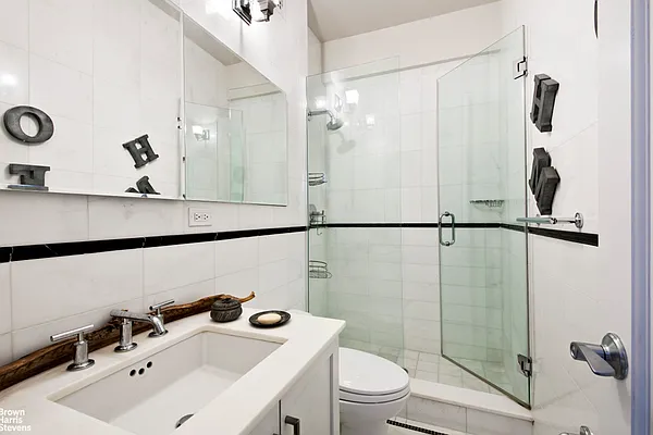 Rented by Brown Harris Stevens | media 24