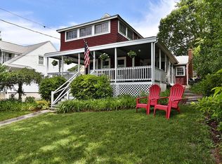 6 Gray St, Buzzards Bay, MA 02532