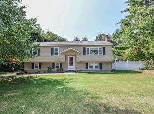 4 Justin Cir, Londonderry, NH 03053