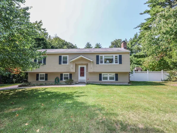 4 Justin Circle, Londonderry, NH 03053