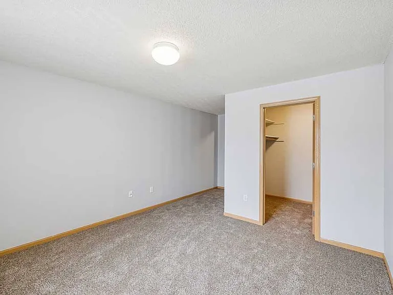Pinebrook Apartments — Photo 110
