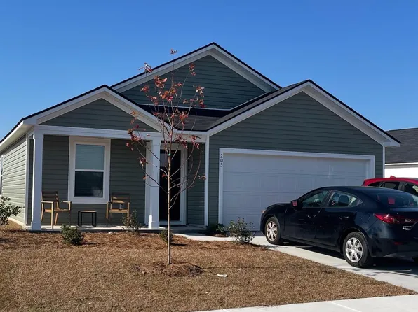 205 Warner Crossing Way, Loris, SC 29569