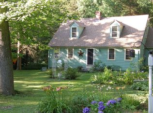 1595 Long Hill Rd, Guilford, CT 06437