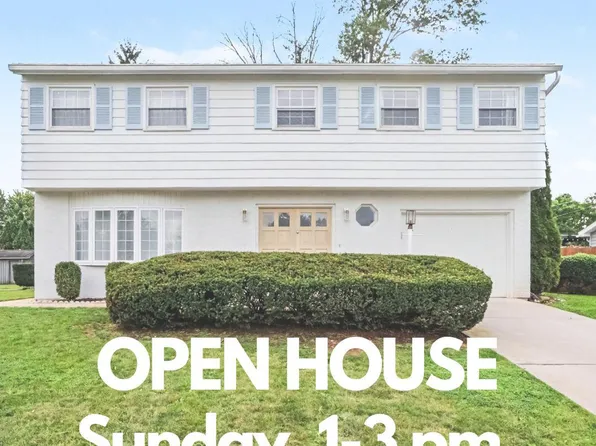 7 Center Dr, Camp Hill, PA 17011