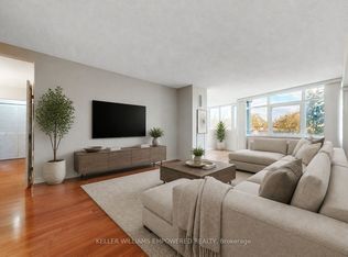 90 Fisherville Rd #203, Toronto, ON M2R 3J9