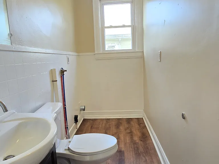 543 N Sumner Ave — Photo 8
