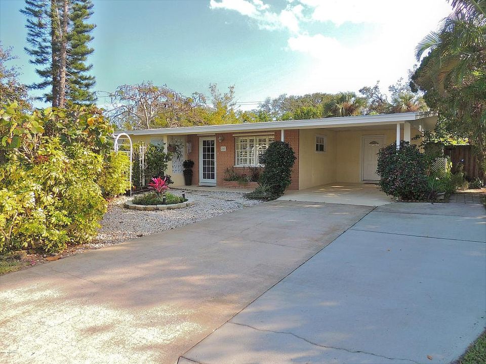 1st image of 253 Harbor Dr