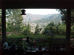 7061 Estepa Dr, Tujunga, CA 91042