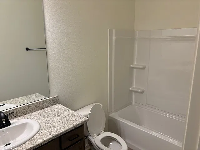 21433 Lake Pontchartrain Drive - 1 — Photo 4