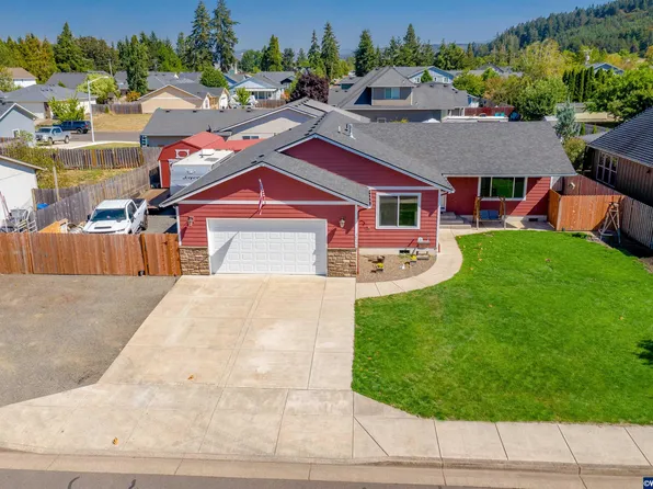 38599 SW Filbert St, Scio, OR 97374