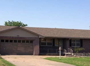 533 W 3rd St, Larned, KS 67550