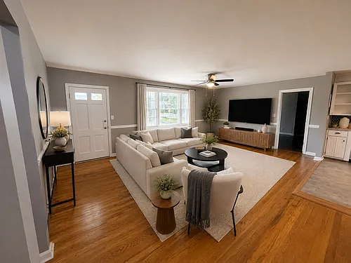 200 Hollywood St Photo 1