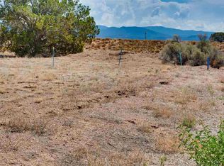 6 Blue Feather Rd, Santa Fe, NM 87508