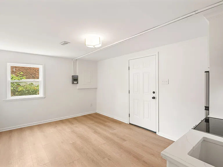 3517 Huntleigh Dr — Photo 24