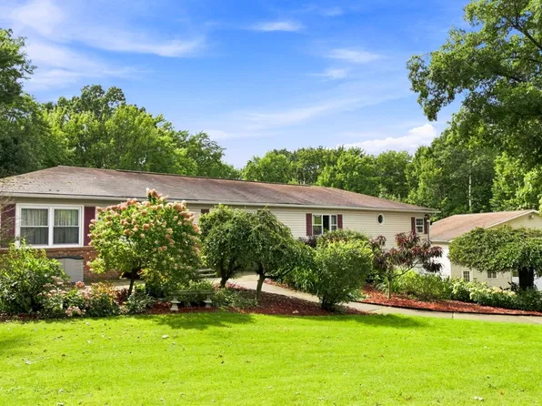 16737 Round Top Rd, Meadville, PA 16335