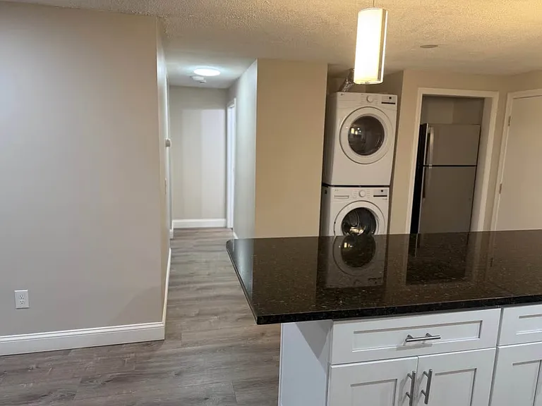 Pondsview Apartments — Photo 139