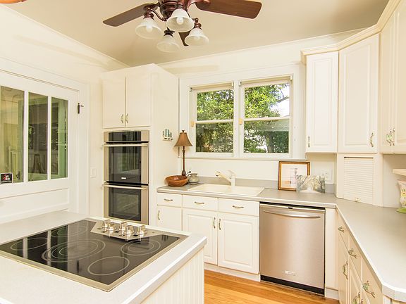 2nd image of 48 E San Carlos Ave