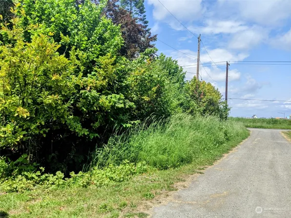 1943 Roosevelt Way, Point Roberts, WA 98281