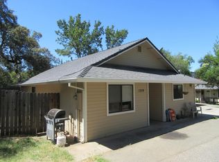 1259 Live Oak Ln, Auburn, CA 95603