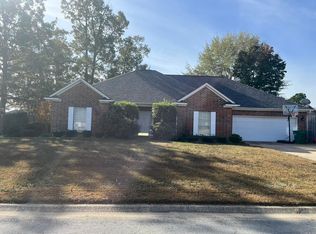 (Undisclosed Address), White Hall, AR 71602