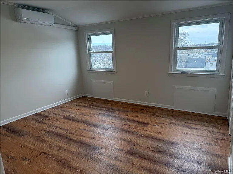 505 Rockland Ave #2 — Photo 2
