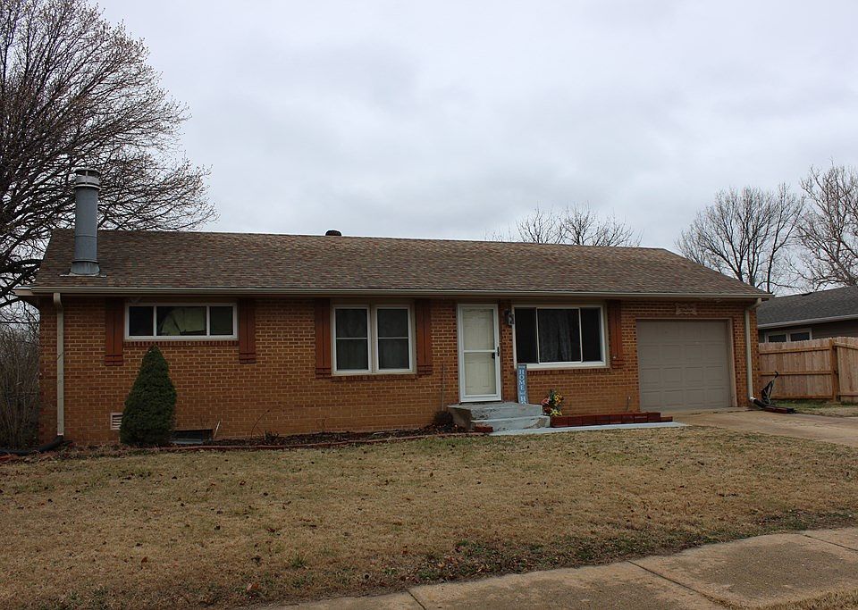 2nd image of 2114 Wesley St
