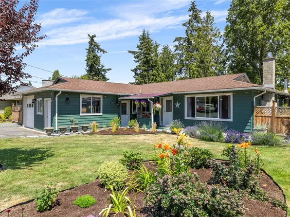 16 Sangster Pl, Parksville, BC V9P 1G4