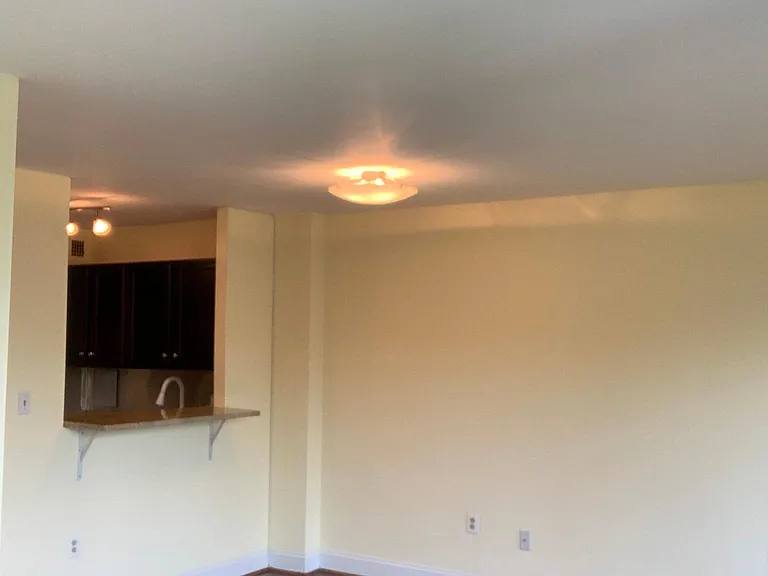 2800 Wisconsin Ave NW #410 — Photo 17