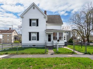 37 Shepard St, Westfield, MA 01085