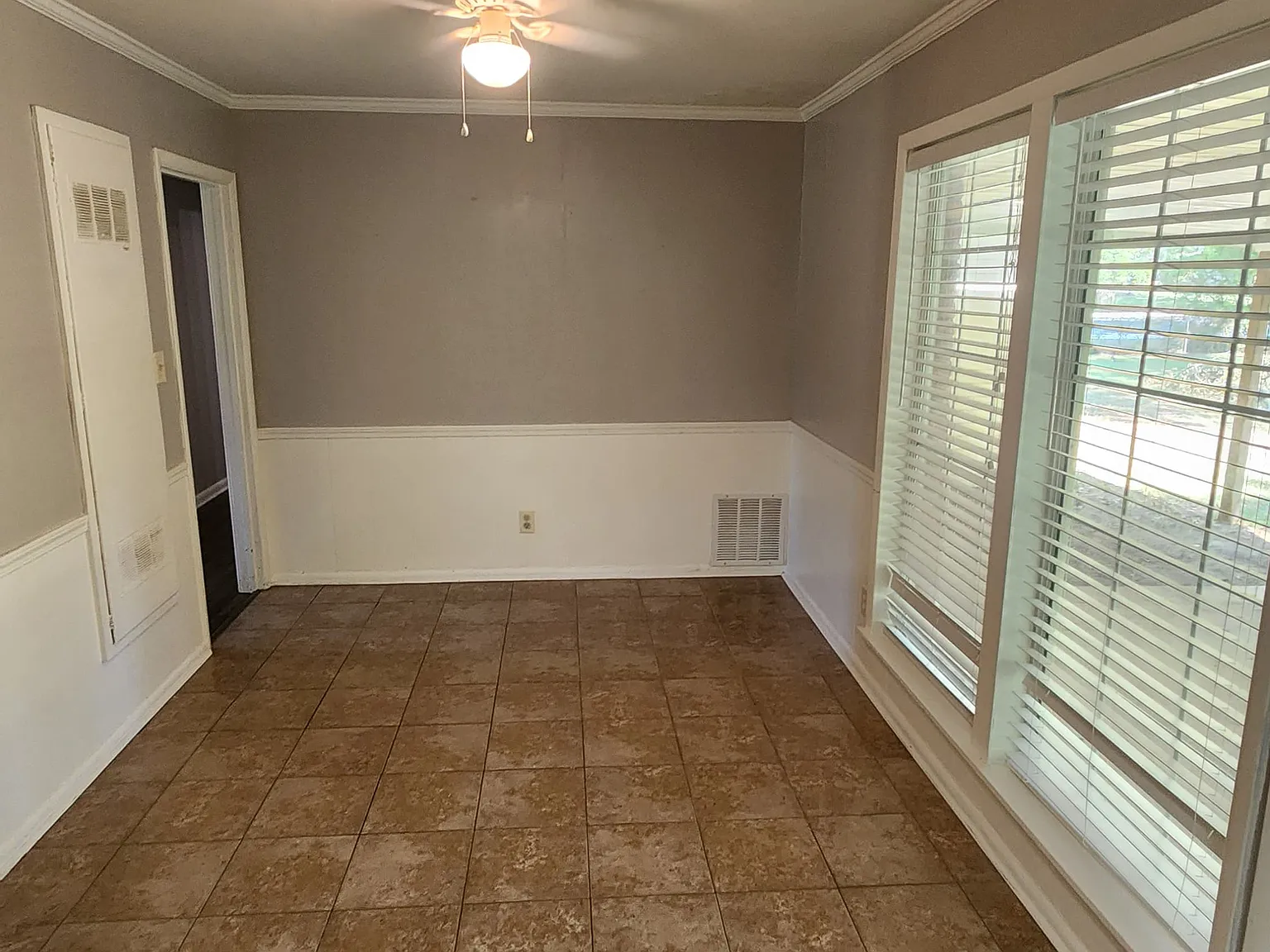 3 bed, 1242 sqft, $1,500 — Photo 3