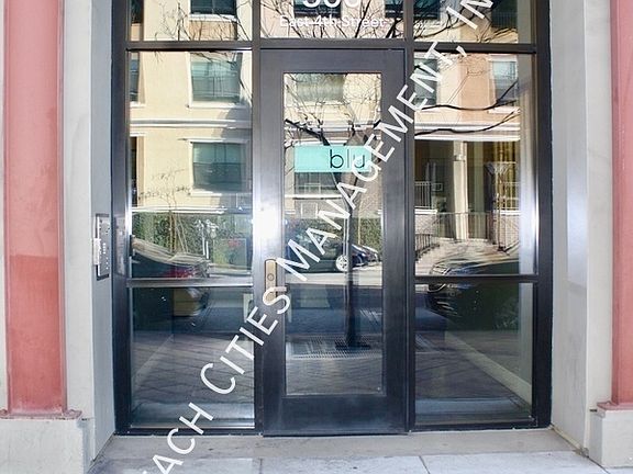 4th image of 300 E 4th St Unit 416