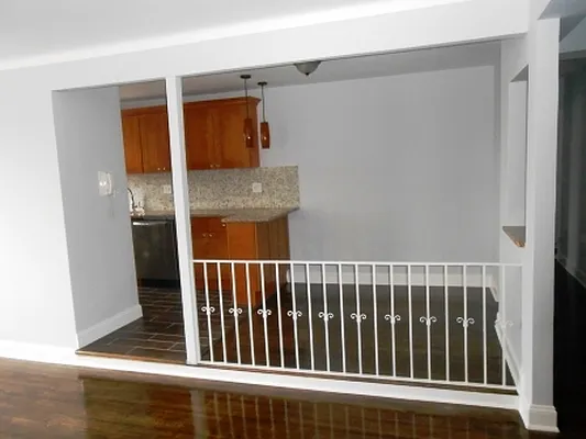 Sold by City Apt Group LLC | media 4