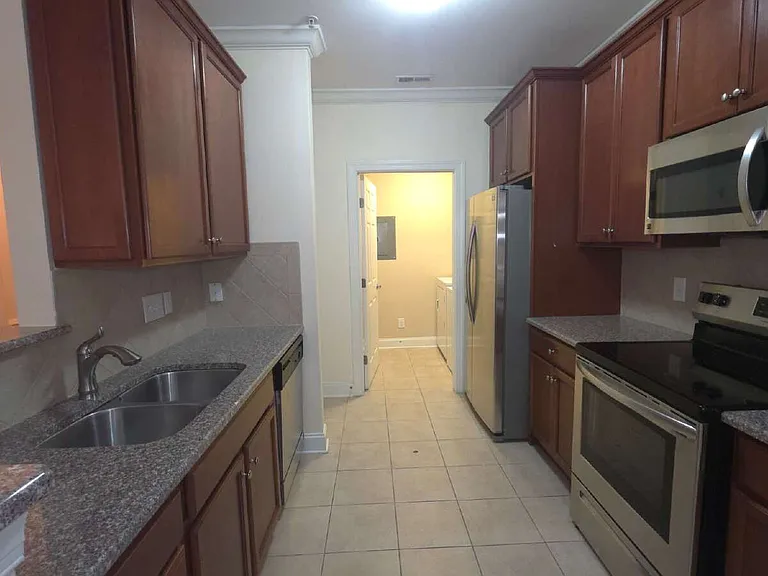 321 Gallery Dr #202 — Photo 59