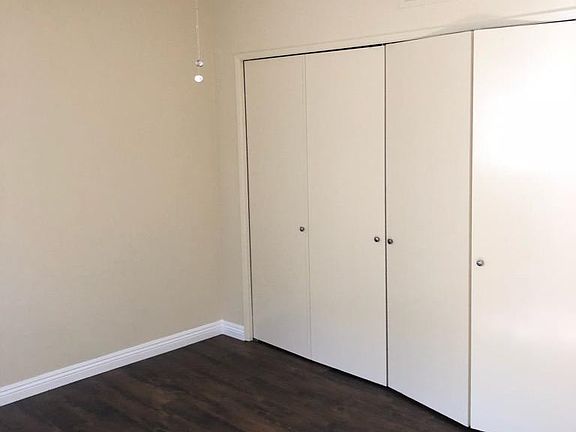 4th image of 531 N Jackson St #1