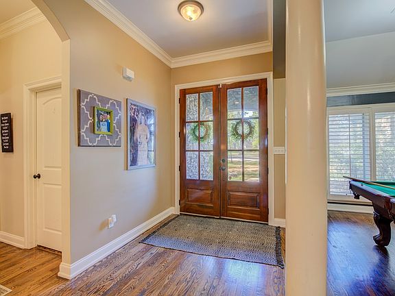 3rd image of 756 Pleasant Woods Dr
