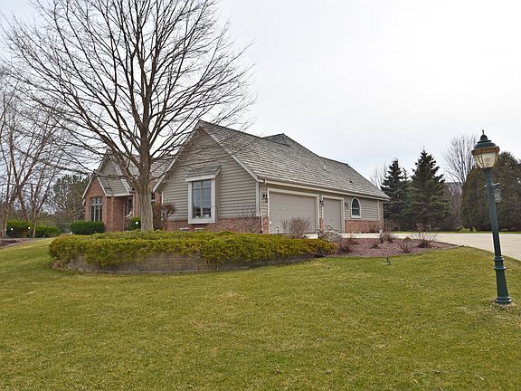 2nd image of 515 N Ponderosa Dr