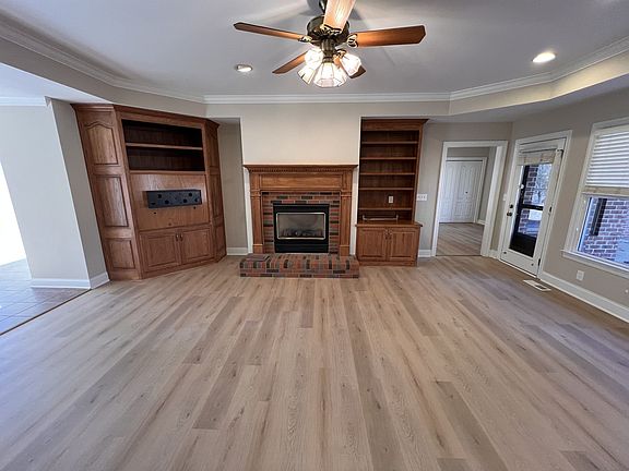 2nd image of 281 Holly Dr