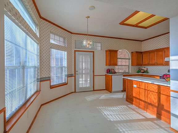 5th image of 9329 Prickly Pear St NW