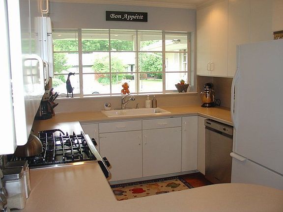 5th image of 7319 Bucknell Dr