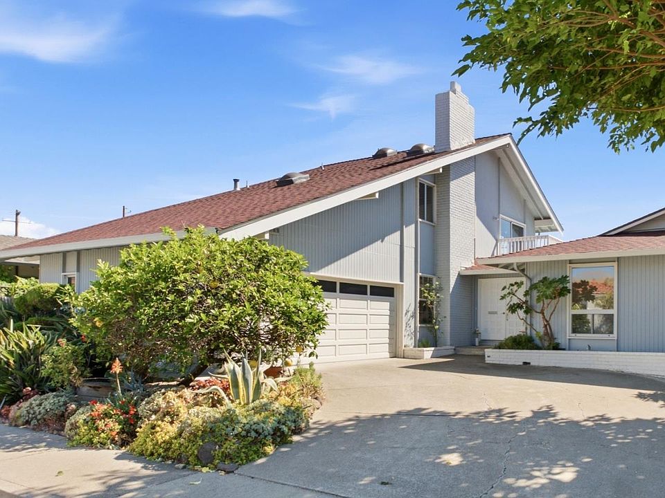 1st image of 40929 Canto Pl