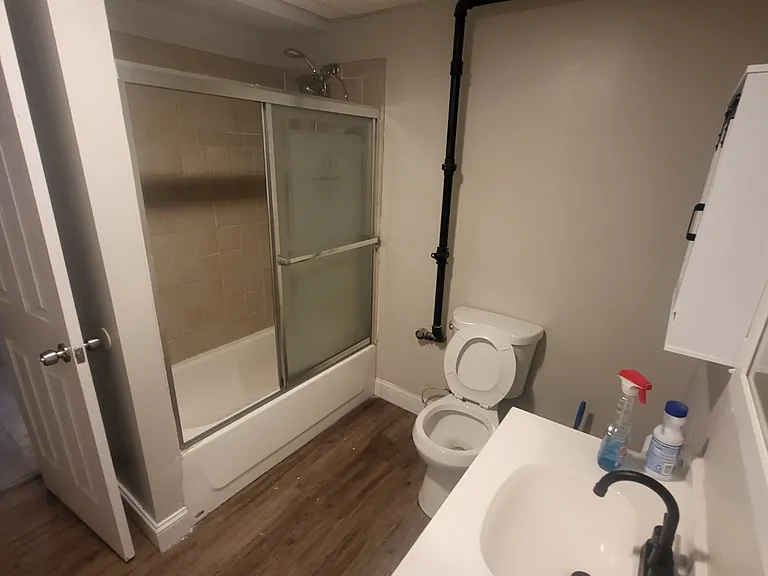 5 Maybury St #B — Photo 9