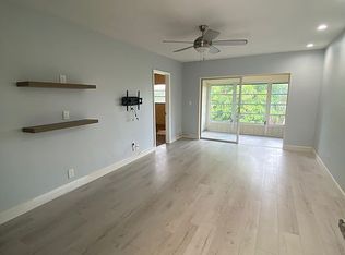 300 NE 20th St APT 803, Boca Raton, FL 33431