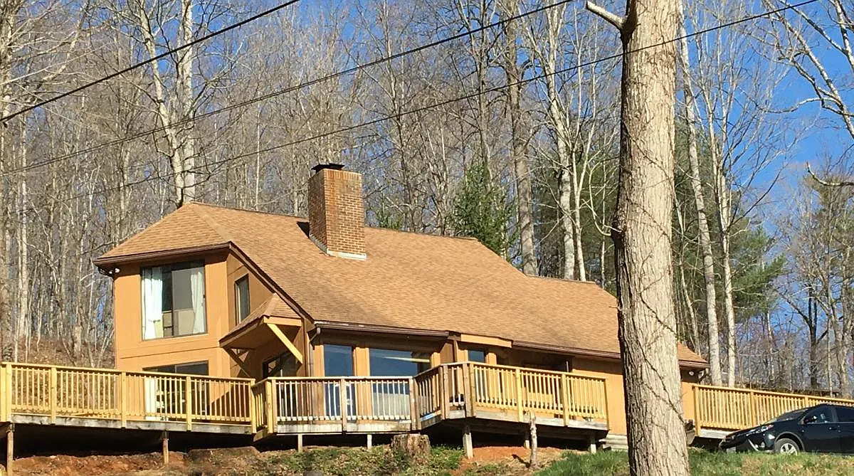 view of house from yard - 983 Brattle Ln