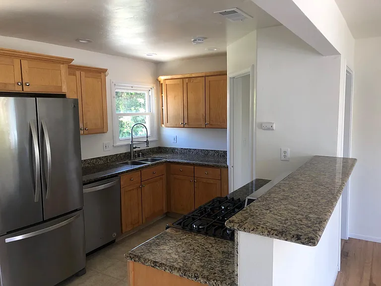 3651 Bayonne Dr — Photo 5