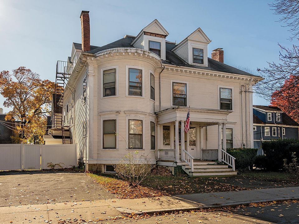 1st image of 24 Auburn St Unit 3